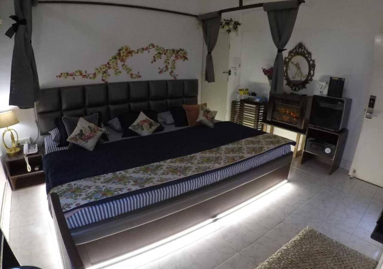 Kakaku The Guest House Adilabad Bagian luar foto